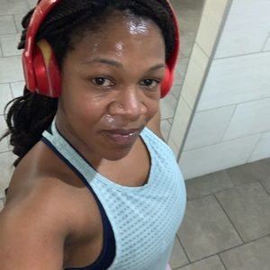 Meet your Posher, Sondra